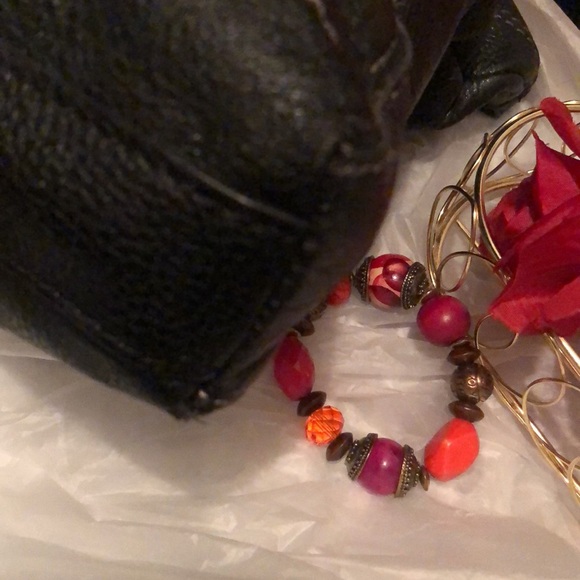 ♥️” BEAUTIFUL “ ♥️Black Leather Shoulder Bag! 🔥🌹THE SAK BAG - Picture 5 of 12